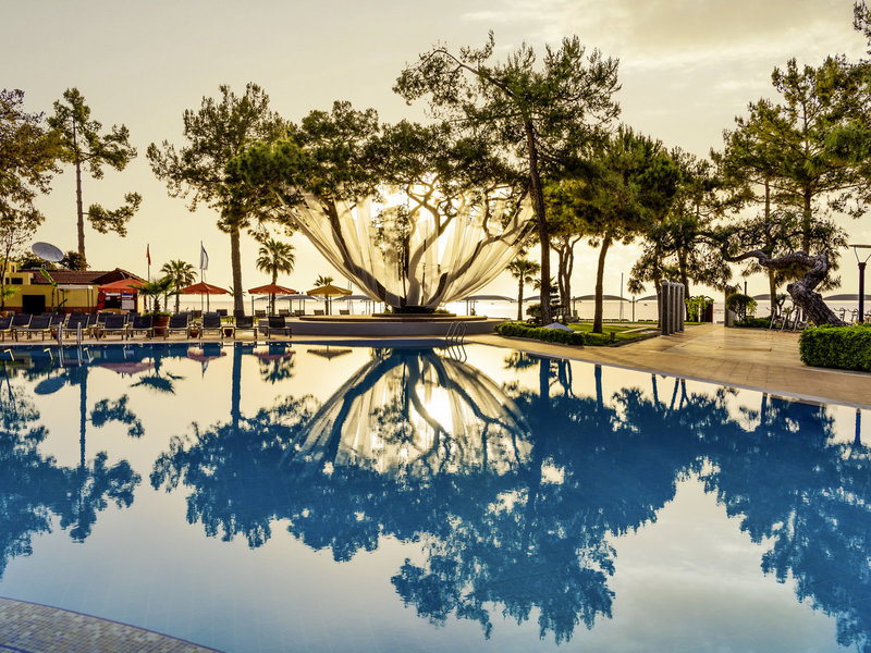ROBINSON Camyuva Pool